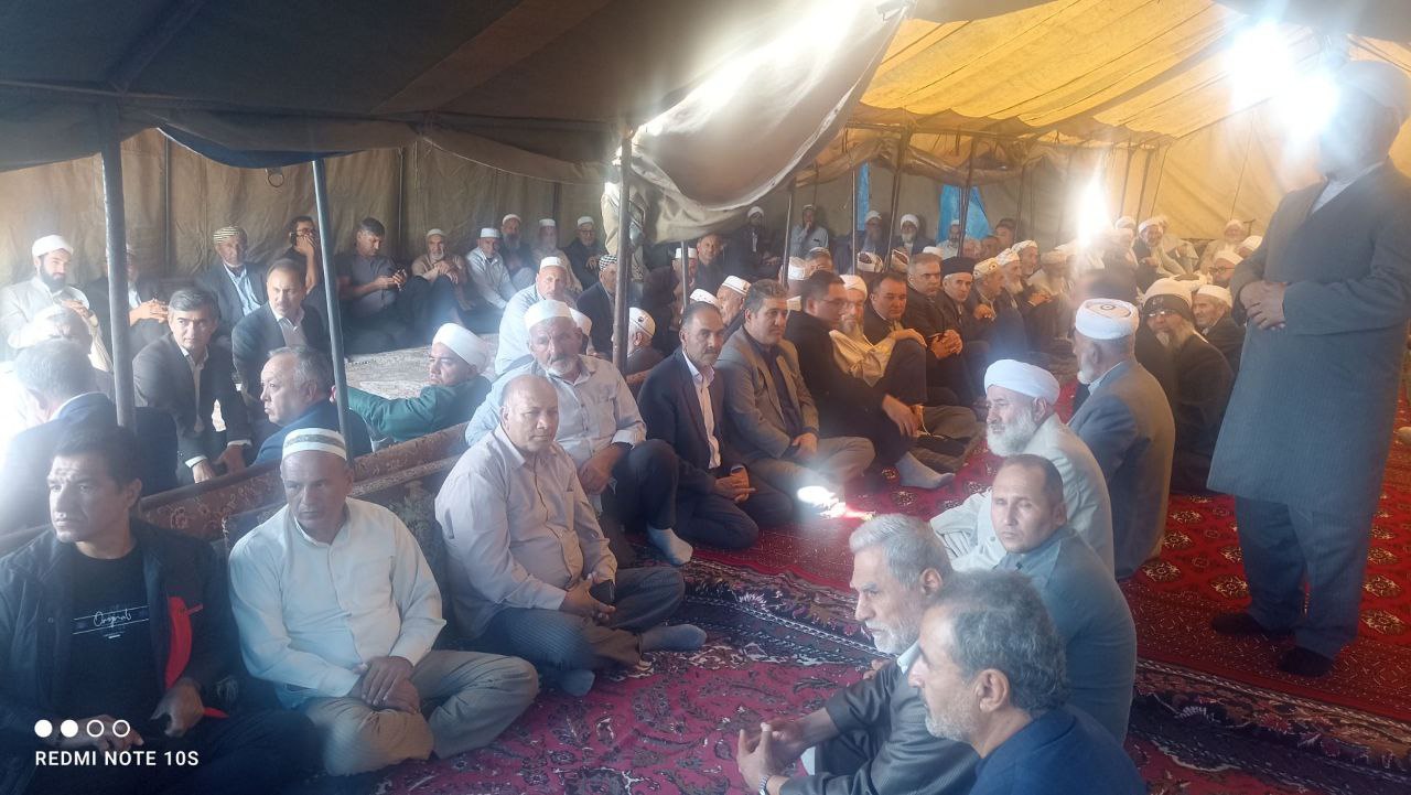 حضور اعضای شورای اسلامی شهر و شهردار گنبدکاووس در مراسم یادبود مرحوم صابر کاظمی